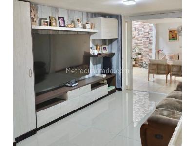 Casa de 5 alcobas en venta en El Limonar, Cali, 300 m² · foto 12 de 20