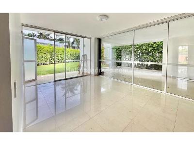 Casa de 3 alcobas en venta en Pance, Cali, 303 m² · foto 2 de 16