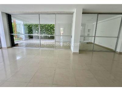 Casa de 3 alcobas en venta en Pance, Cali, 303 m² · foto 3 de 16