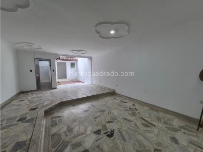 Casa de 4 alcobas en venta en El Ingenio, Cali, 200 m² · foto 3 de 20