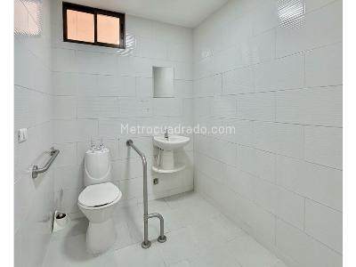 Casa de 5 alcobas en venta en Versalles, Cali, 222 m² · foto 8 de 20