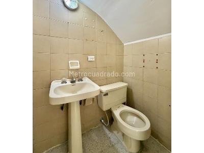 Casa de 5 alcobas en venta en Versalles, Cali, 222 m² · foto 9 de 20