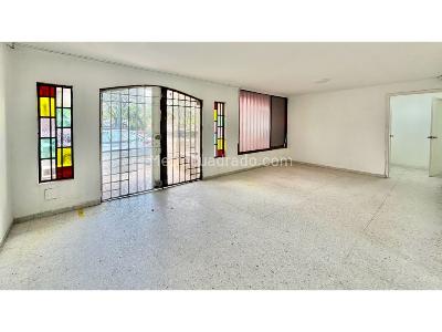 Casa de 5 alcobas en venta en Versalles, Cali, 222 m² · foto 2 de 20