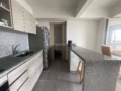 Apartamento de 3 alcobas en venta en Barrancas, Bogotá, 81 m² · foto 3 de 14