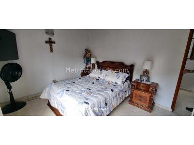 Casa de 3 alcobas en venta en Calasanz, Medellín, 96 m² · foto 18 de 20