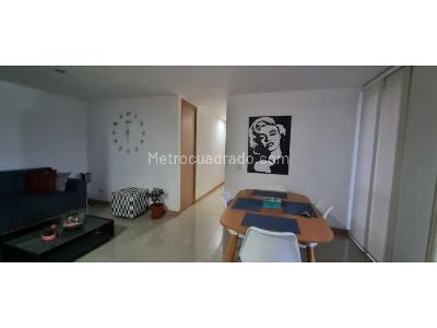 Apartamento de 3 alcobas en venta en Tres Esquinas, Sabaneta, 72 m² · foto 7 de 20