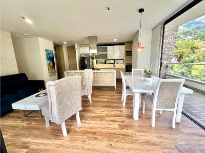 Apartamento en venta en Envigado, Envigado · foto 2 de 13