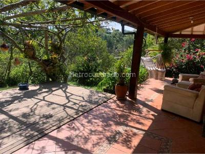 Casa de 5 alcobas en arriendo en Vereda Belen Cerca Al Aeropuerto, Rionegro, 380 m² · foto 4 de 20