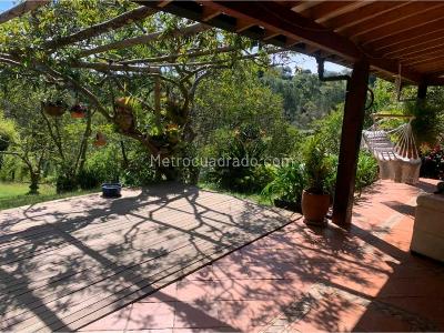 Casa de 5 alcobas en arriendo en Vereda Belen Cerca Al Aeropuerto, Rionegro, 380 m² · foto 11 de 20