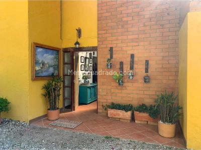 Casa de 5 alcobas en arriendo en Vereda Belen Cerca Al Aeropuerto, Rionegro, 380 m² · foto 12 de 20