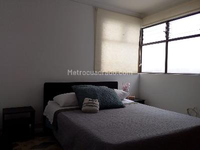 Apartamento de 2 alcobas en venta en Laureles, Medellín, 71 m² · foto 7 de 16
