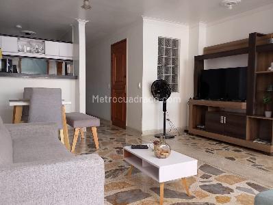 Apartamento de 2 alcobas en venta en Laureles, Medellín, 71 m² · foto 11 de 16