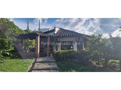 Casa de 4 alcobas en venta en Transversal Intermedia, Envigado, 700 m² · foto 6 de 18