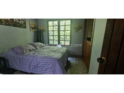Casa de 4 alcobas en venta en Transversal Intermedia, Envigado, 700 m² · foto 12 de 18