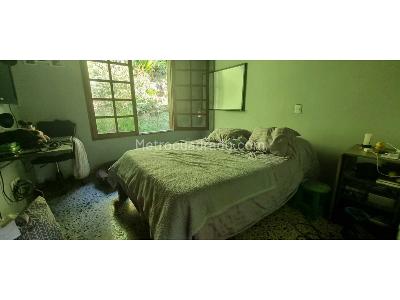Casa de 4 alcobas en venta en Transversal Intermedia, Envigado, 700 m² · foto 13 de 18