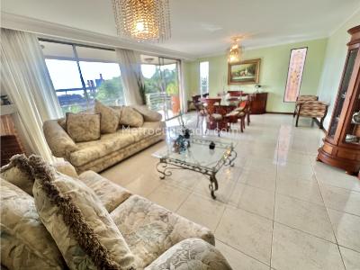 Casa de 3 alcobas en venta en El Poblado, Medellín, 505 m² · foto 3 de 20