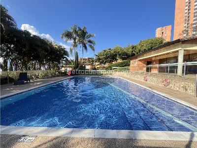 Casa de 3 alcobas en venta en El Poblado, Medellín, 505 m² · foto 18 de 20