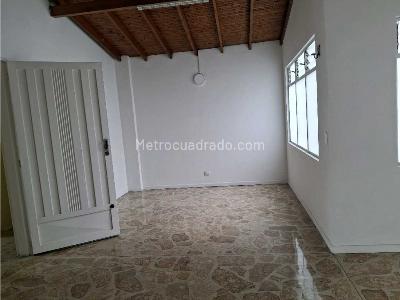 Apartamento de 3 alcobas en venta en Florida Nueva Estadio, Medellín, 146 m² · foto 2 de 18