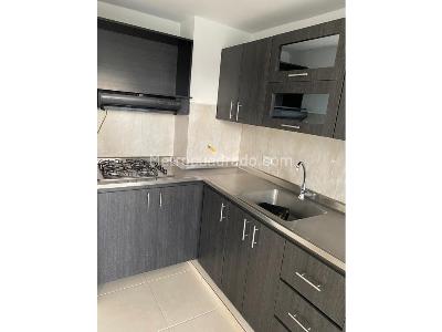 Apartamento de 3 alcobas en venta en R<Aeropuerto Rionegro, Rionegro, 56 m² · foto 2 de 14