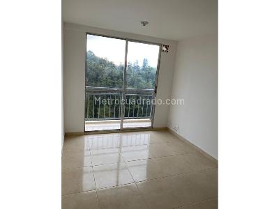 Apartamento de 3 alcobas en venta en R<Aeropuerto Rionegro, Rionegro, 56 m² · foto 4 de 14