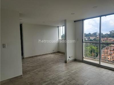Apartamento de 2 alcobas en venta en R<Aeropuerto Rionegro, Rionegro, 57 m² · foto 2 de 20