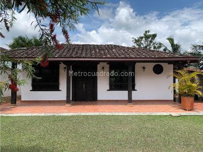 Casa de 2 alcobas en venta en R<Aeropuerto Rionegro, Rionegro, 800 m² · foto 5 de 12