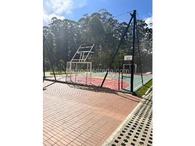 Apartamento de 3 alcobas en venta en Barrio El Vergel, Rionegro, 44 m² · foto 13 de 20