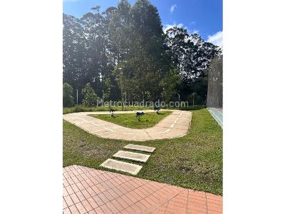 Apartamento de 3 alcobas en venta en Barrio El Vergel, Rionegro, 44 m² · foto 14 de 20