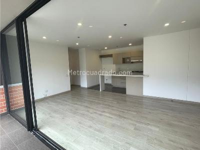 Apartamento en venta en El Poblado, Medellín · foto 5 de 17