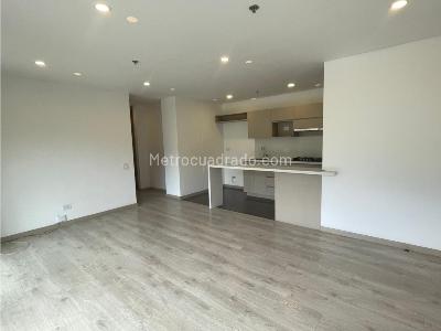 Apartamento en venta en El Poblado, Medellín · foto 7 de 17