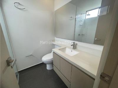 Apartamento en venta en El Poblado, Medellín · foto 16 de 17