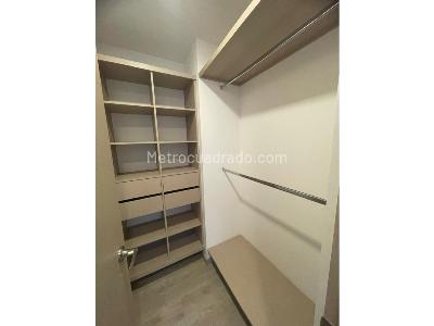 Apartamento en venta en El Poblado, Medellín · foto 17 de 17