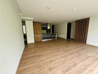 Apartamento de 3 alcobas en venta en El Poblado, Medellín, 117 m² · foto 2 de 20