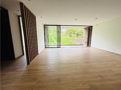 Apartamento de 3 alcobas en venta en El Poblado, Medellín, 117 m² · foto 9 de 20