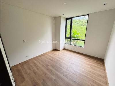 Apartamento de 3 alcobas en venta en El Poblado, Medellín, 117 m² · foto 14 de 20