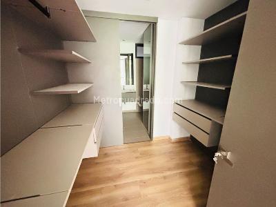 Apartamento de 3 alcobas en venta en El Poblado, Medellín, 117 m² · foto 17 de 20