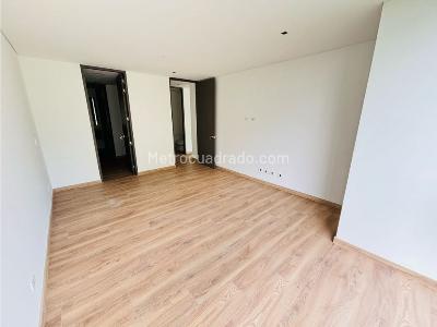Apartamento de 3 alcobas en venta en El Poblado, Medellín, 117 m² · foto 19 de 20