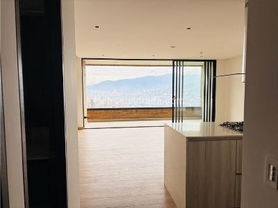 Apartamento de 3 alcobas en venta en Alto De Las Palmas, Medellín, 143 m² · foto 3 de 20
