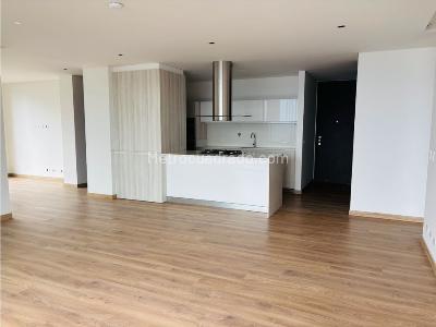 Apartamento de 3 alcobas en venta en Alto De Las Palmas, Medellín, 143 m² · foto 6 de 20