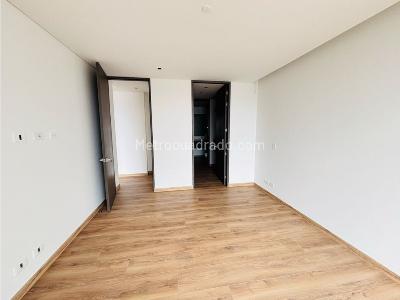 Apartamento de 3 alcobas en venta en Alto De Las Palmas, Medellín, 143 m² · foto 9 de 20