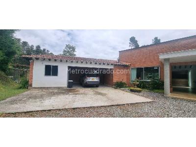 Casa de 4 alcobas en venta en Alto De Las Palmas, Medellín, 424 m² · foto 4 de 20