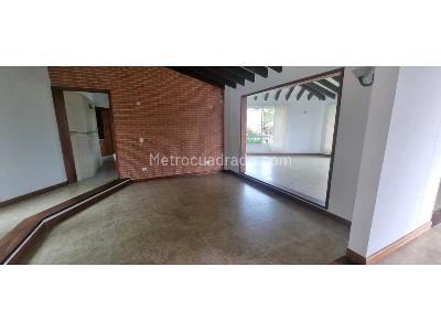 Casa de 4 alcobas en venta en Alto De Las Palmas, Medellín, 424 m² · foto 13 de 20
