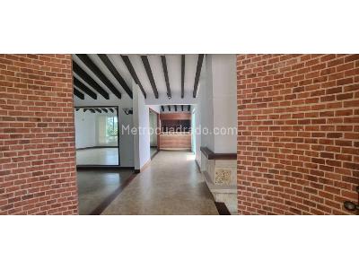 Casa de 4 alcobas en venta en Alto De Las Palmas, Medellín, 424 m² · foto 15 de 20
