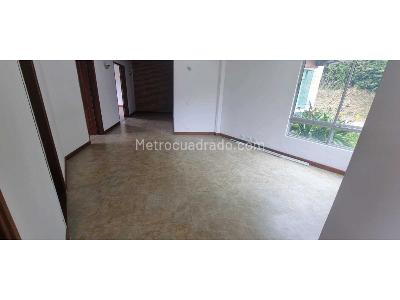 Casa de 4 alcobas en venta en Alto De Las Palmas, Medellín, 424 m² · foto 16 de 20