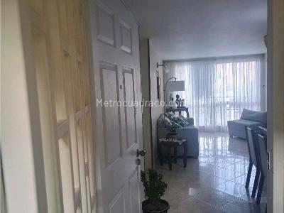 Apartamento en venta en Laureles, Medellín · foto 8 de 20