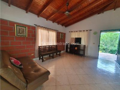 Casa de 2 alcobas en venta en La Pintada Antioquia Municipio De Valparaiso, Medellín, 450 m² · foto 9 de 18