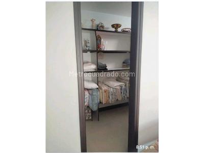 Apartamento de 4 alcobas en venta en Laureles, Medellín, 152 m² · foto 14 de 20