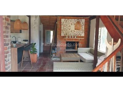Casa de 2 alcobas en venta en Santa Elena, Medellín, 1200 m² · foto 3 de 20