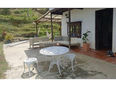 Casa de 2 alcobas en venta en Santa Elena, Medellín, 1200 m² · foto 11 de 20