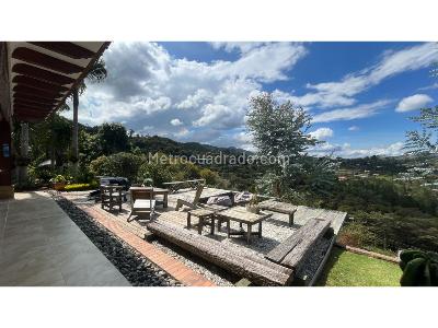 Casa de 3 alcobas en venta en Loma Del Escodero, Envigado · foto 4 de 12